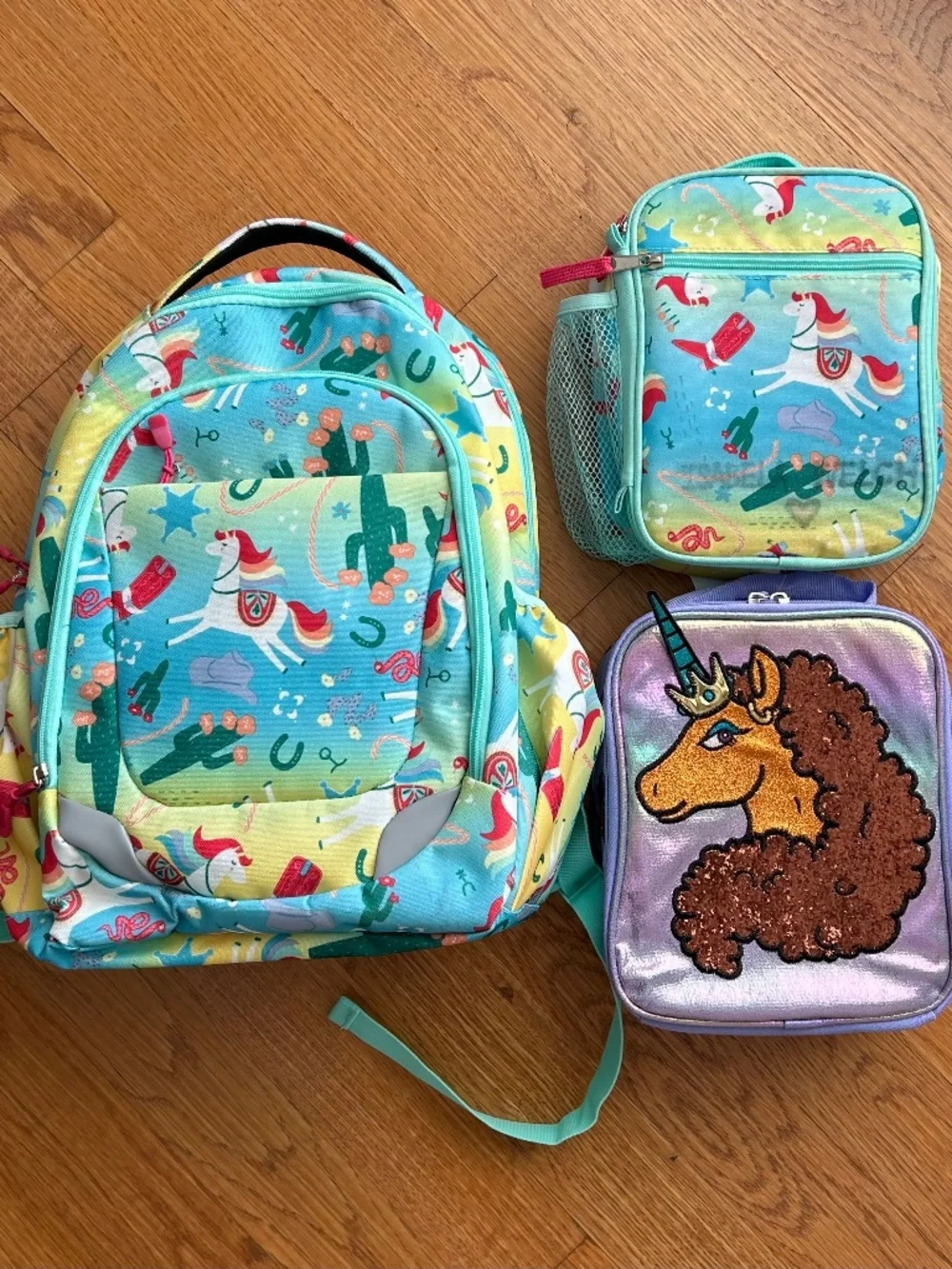 New backpack&lunch boxes set